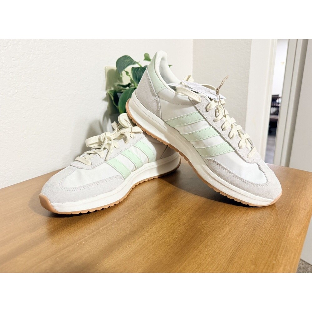 Adidas Run 70s 2.0 Sneaker Off White / Linen Green / Gum J14914 Womens 9.5 - Picture 10 of 10